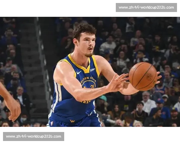 勇士续约神射中锋！波斯特 40% 三分率成战术杀器